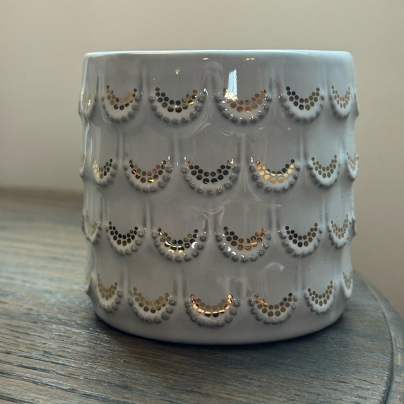 Starbucks Anniversary 2016 White Ceramic Mug with Gold mermaid scales EUC 10oz - Picture 2 of 5
